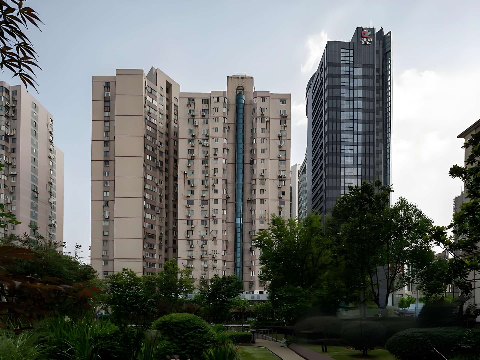 虹城大厦